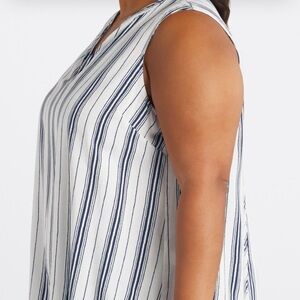 Shelby Split Neck Blouse